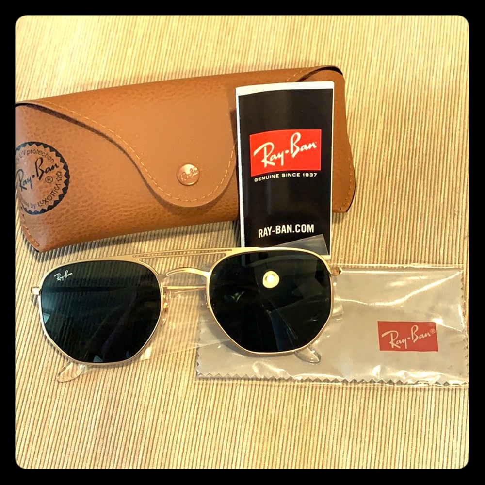 Ray-Ban Gold Sunglasses RB 3609
